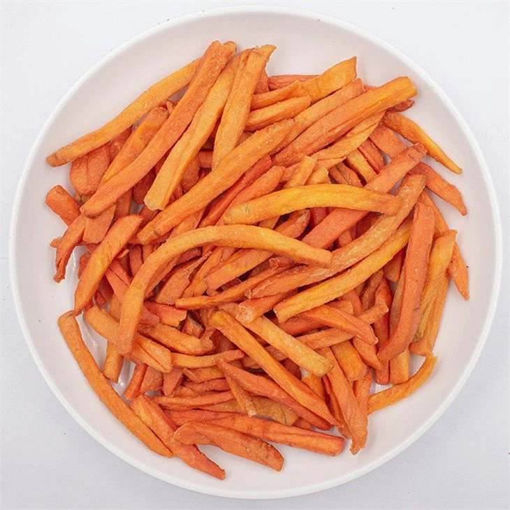 Vacuum Fried Carrot chips crispy
